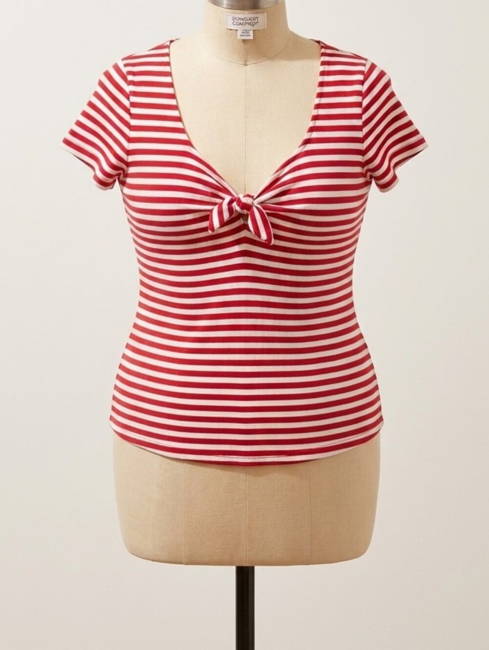 Unique Vintage Havana Style Red & White Retro Top